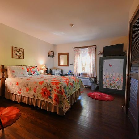 La Perla Restaurant & Country Inn Averill Park Екстер'єр фото